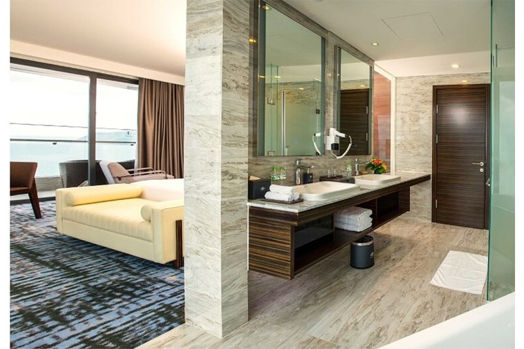 Phòng Queen Ann Suite